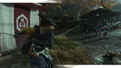 《羊蹄山戰鬼》遊戲螢幕截圖，描繪篤攻入營地。