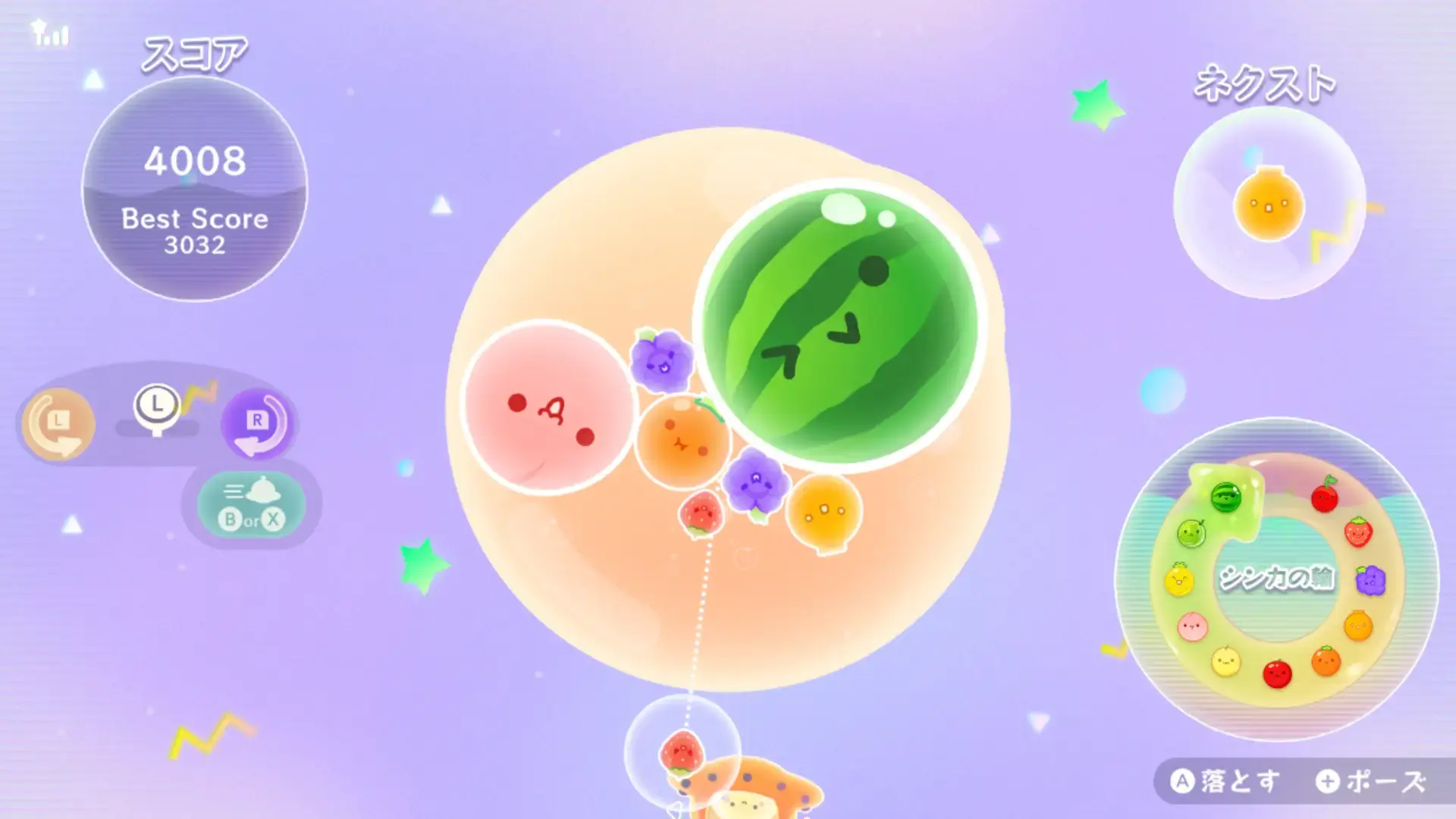 玩家需操控角色，從360度朝星球中心投擲水果