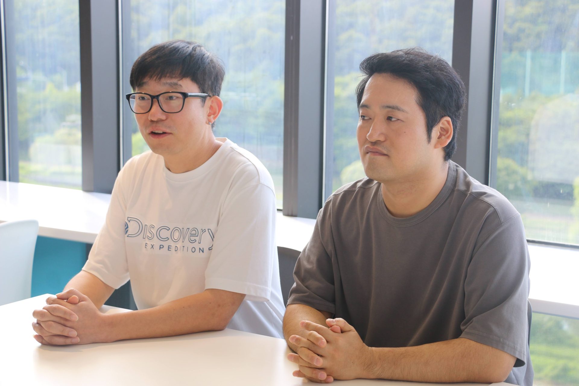 玩家可在戰鬥中自由切換不同機甲,應對各種戰況