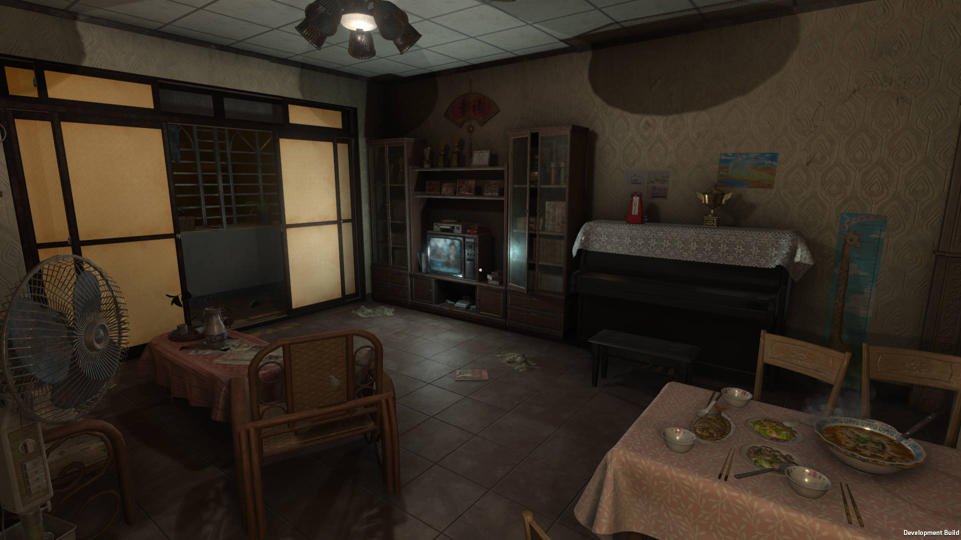 公寓走廊彌漫著不祥的氣息