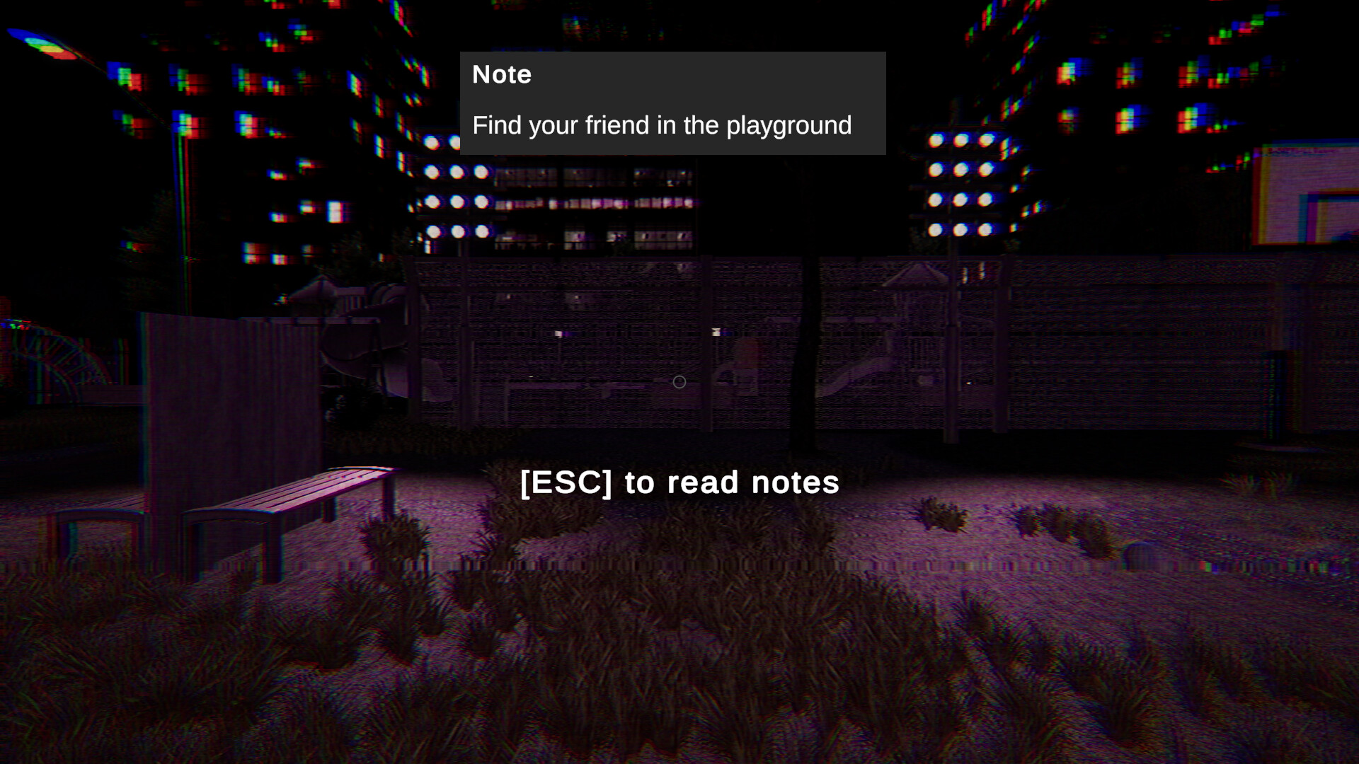 遊戲中一個昏暗的室內場景，前方有微弱的光源。