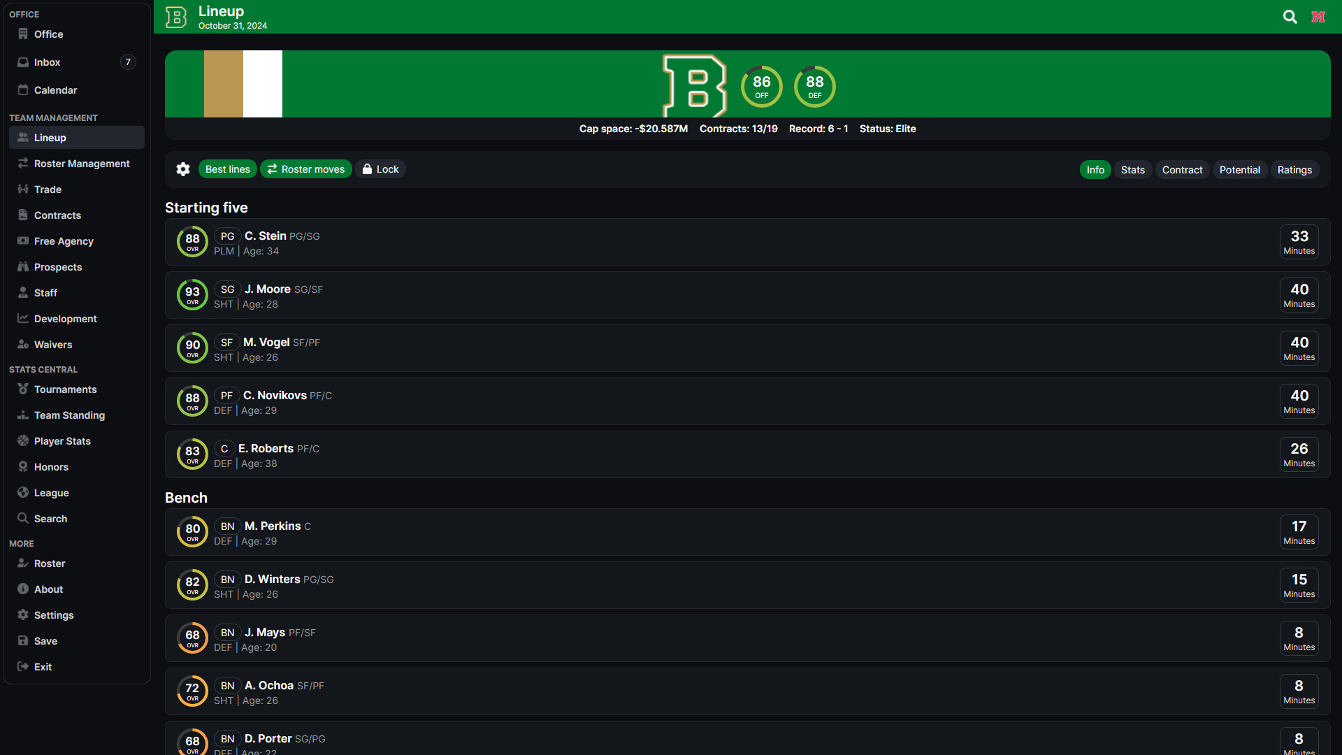 遊戲中深度的球員管理介面