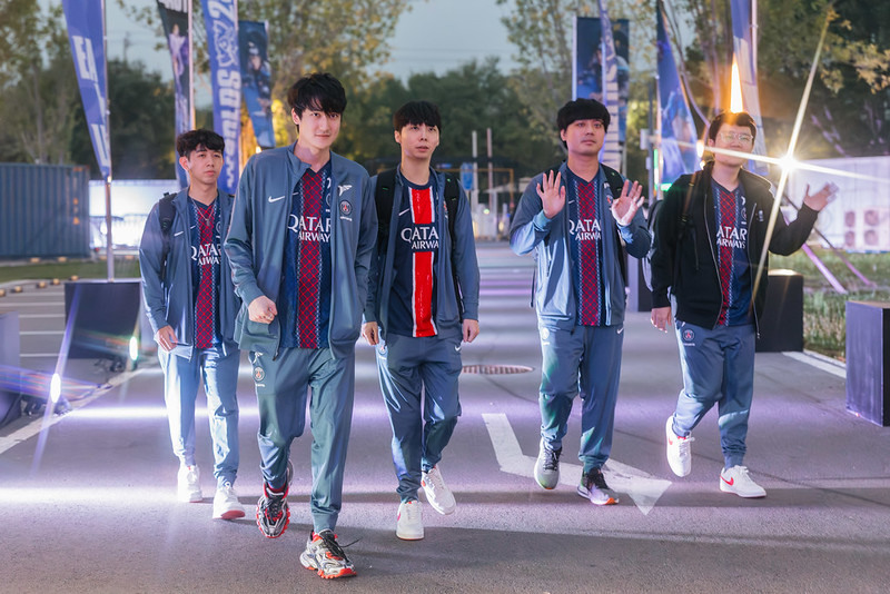 PSG 在賽事中陷入苦戰