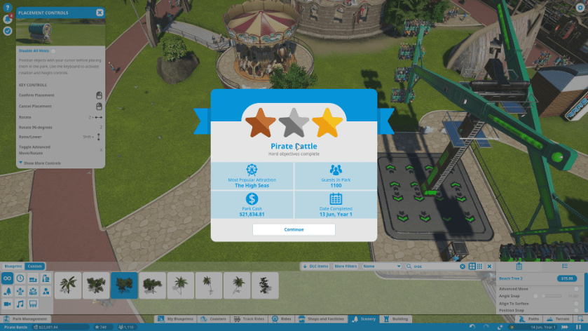 遊客們在精心設計的樂園中享受歡樂時光