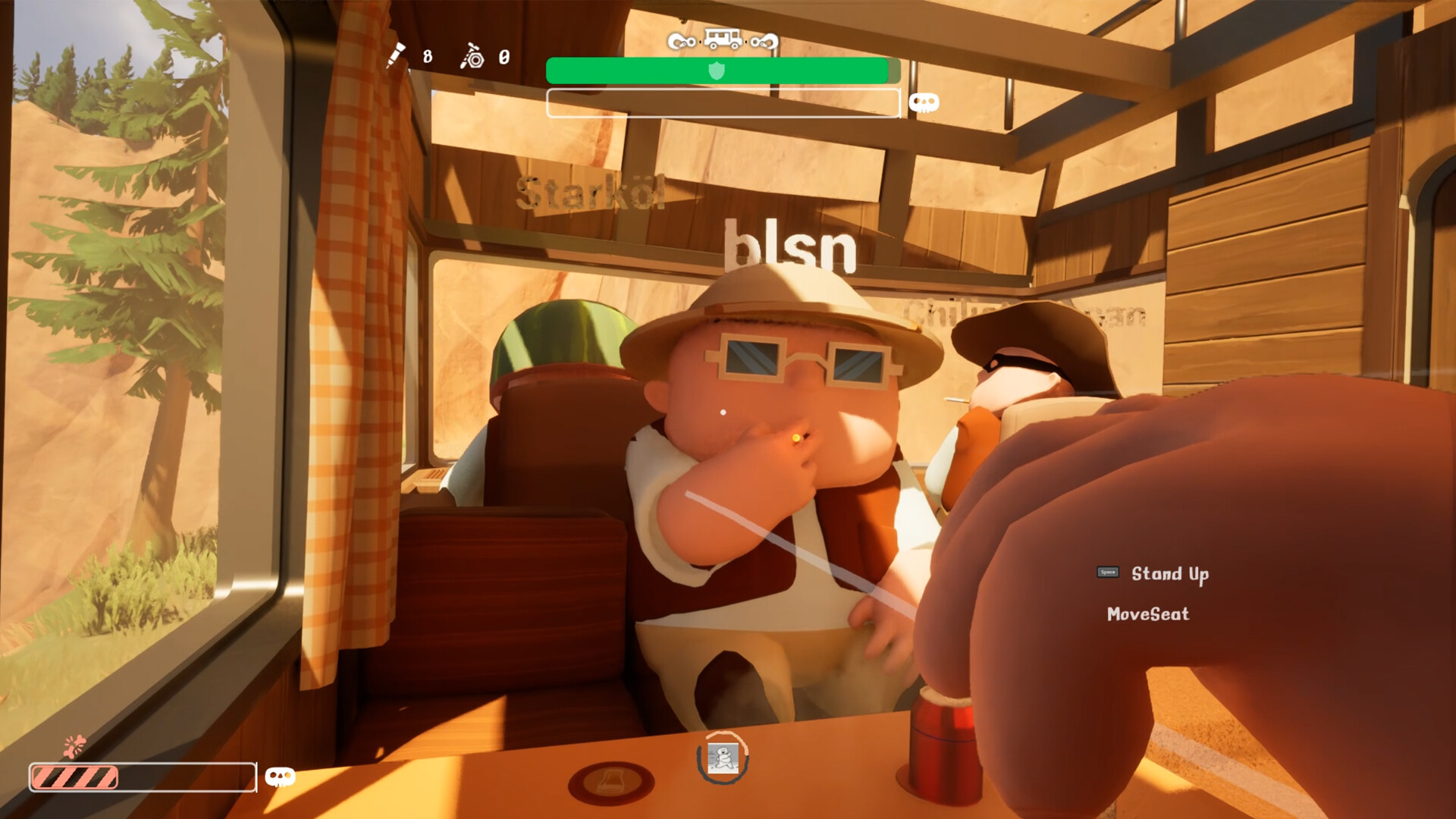 夜晚時分，玩家在營火旁休息。