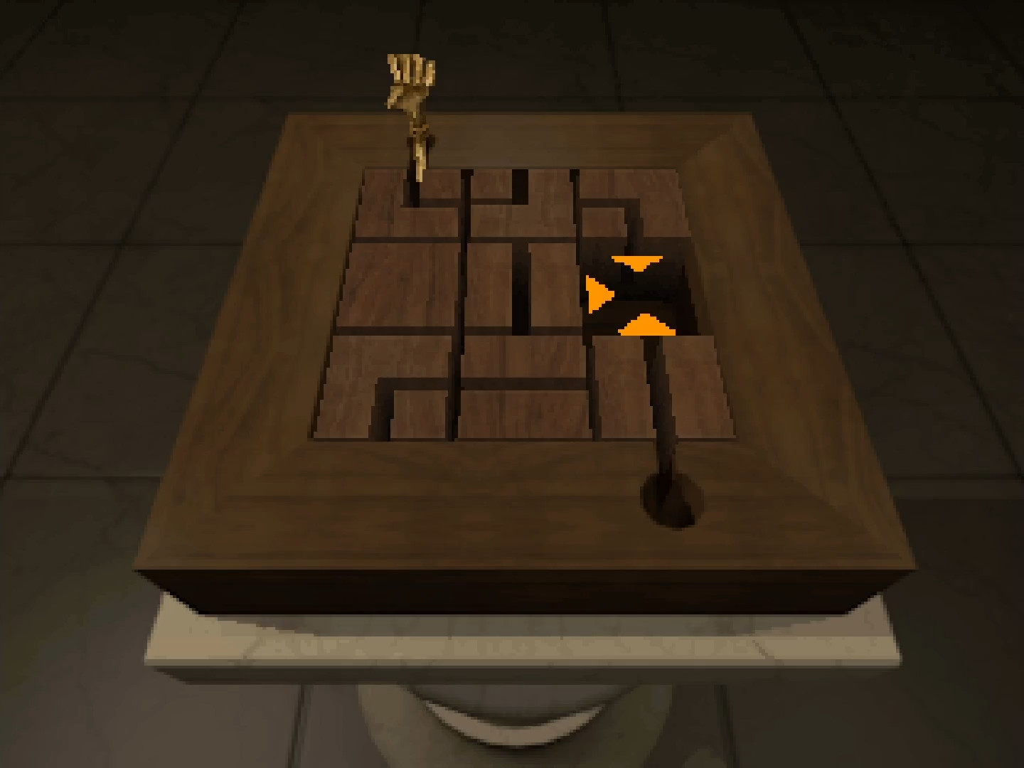 玩家與機械人偶戰鬥的場景