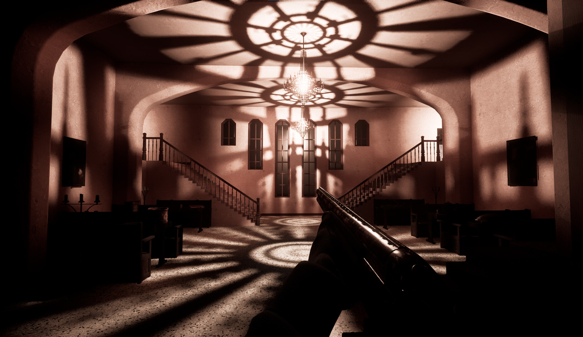 玩家手持武器，警惕地觀察著黑暗的環境