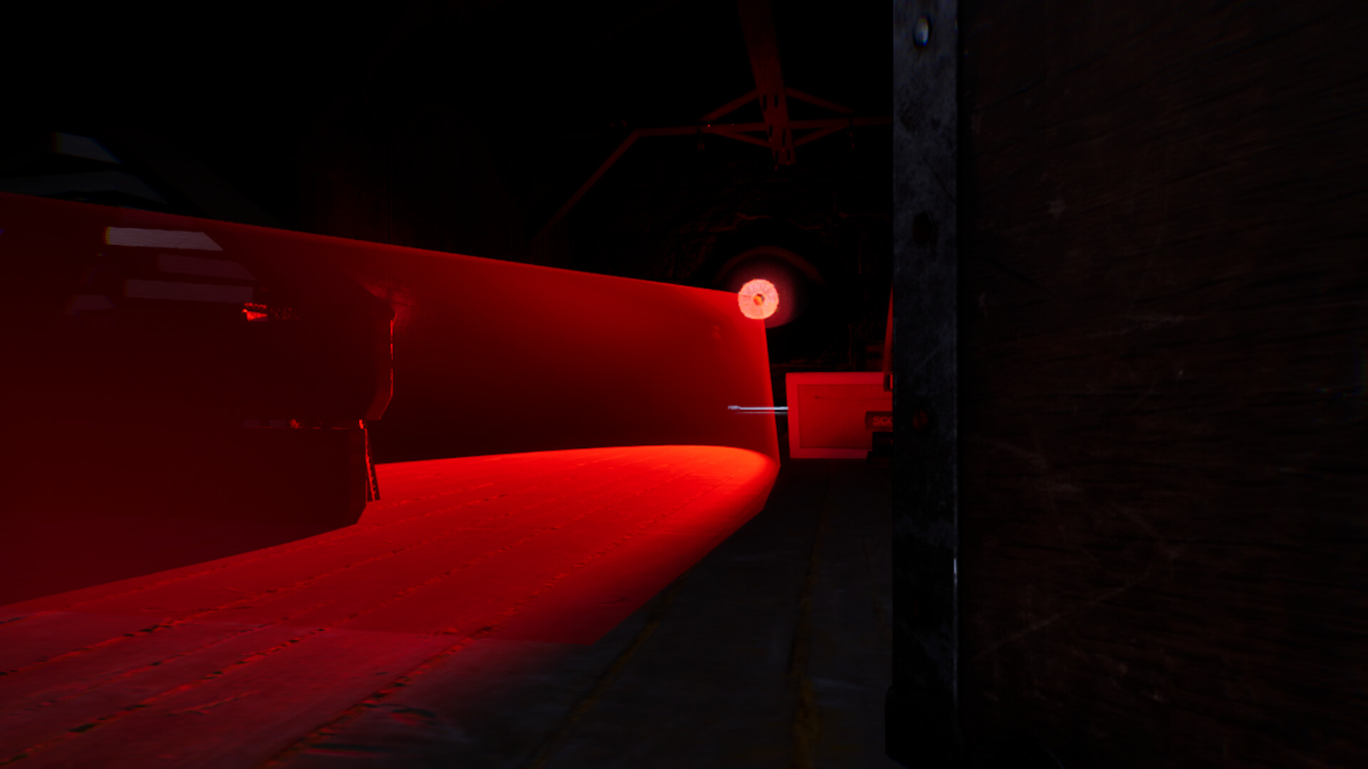 一個點著蠟燭的陰森房間。