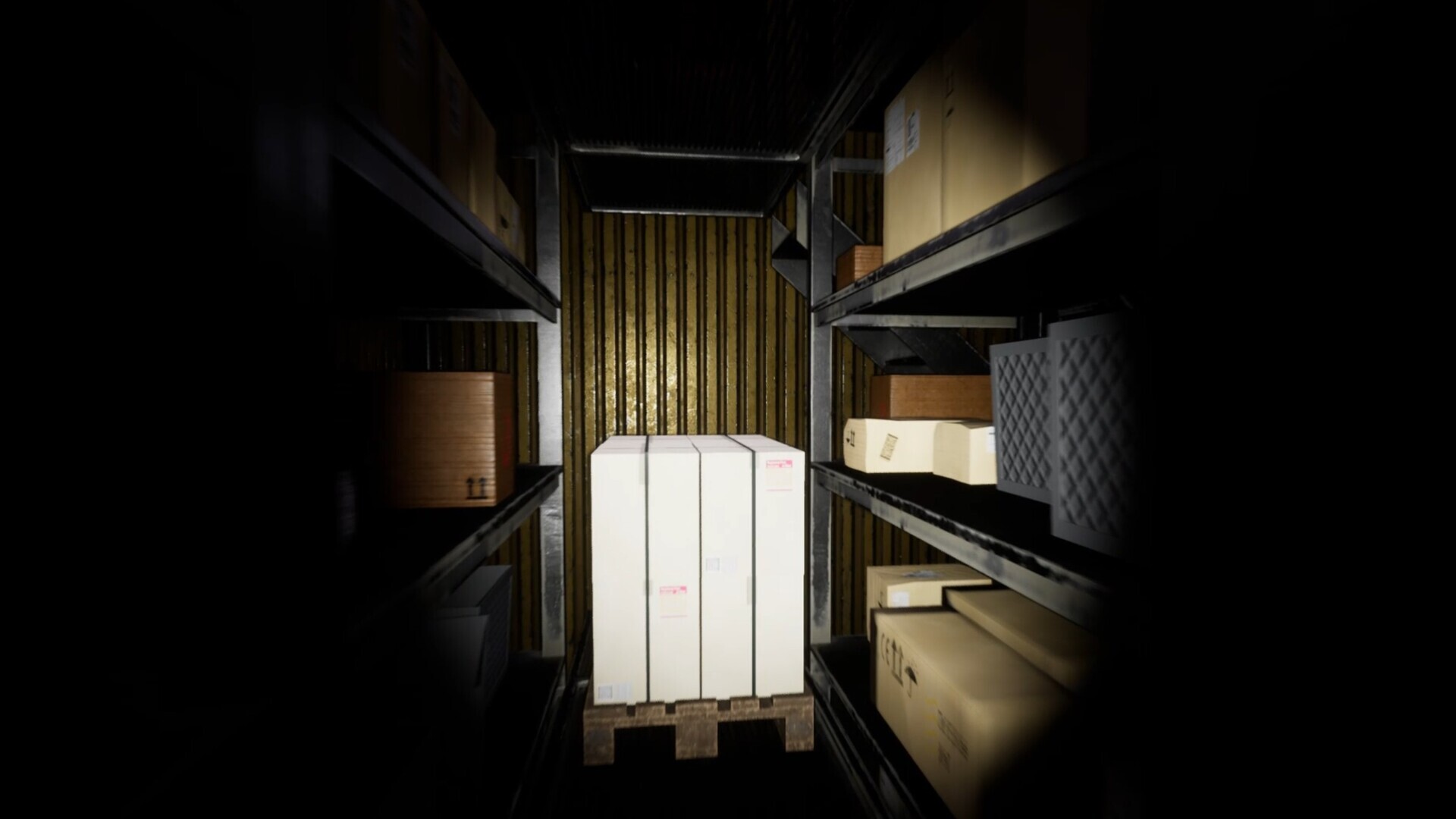 通往外界的門就在眼前，但巨大的棧板擋住了去路