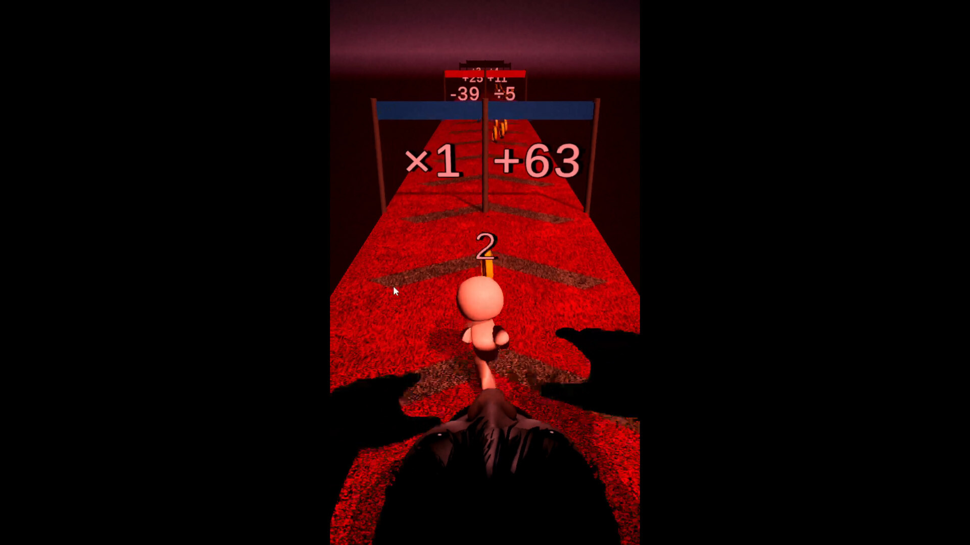 角色穿過一個發光的綠色門戶，代表分數增加