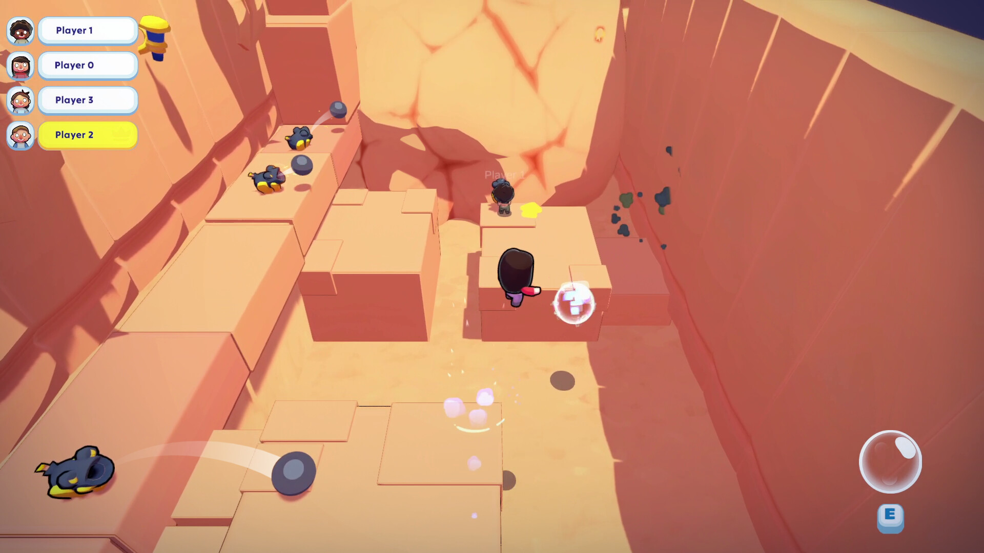 一個角色在空中躲避巨大的擺錘障礙。