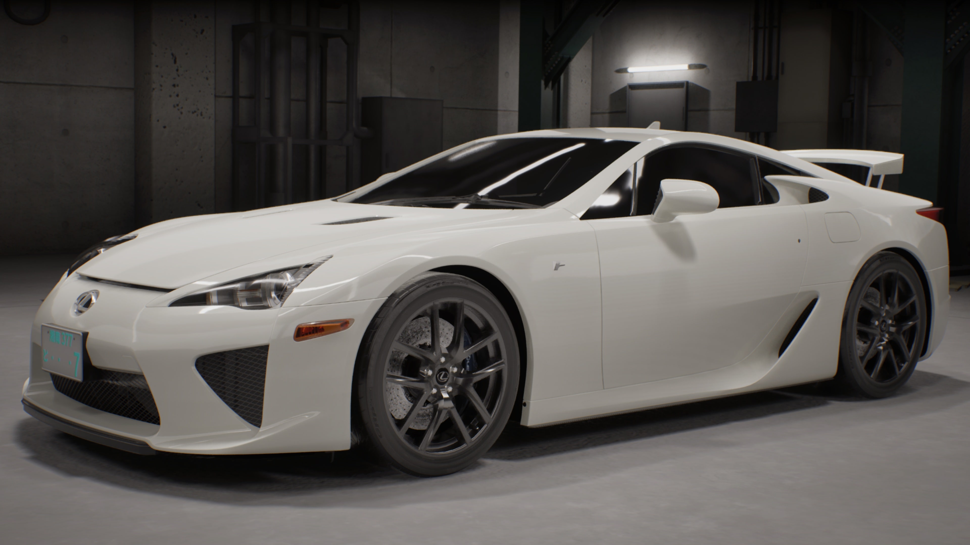 賽道精準還原了東京的複雜彎道與高低差