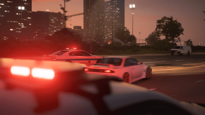 與警車的追逐戰非常緊張刺激