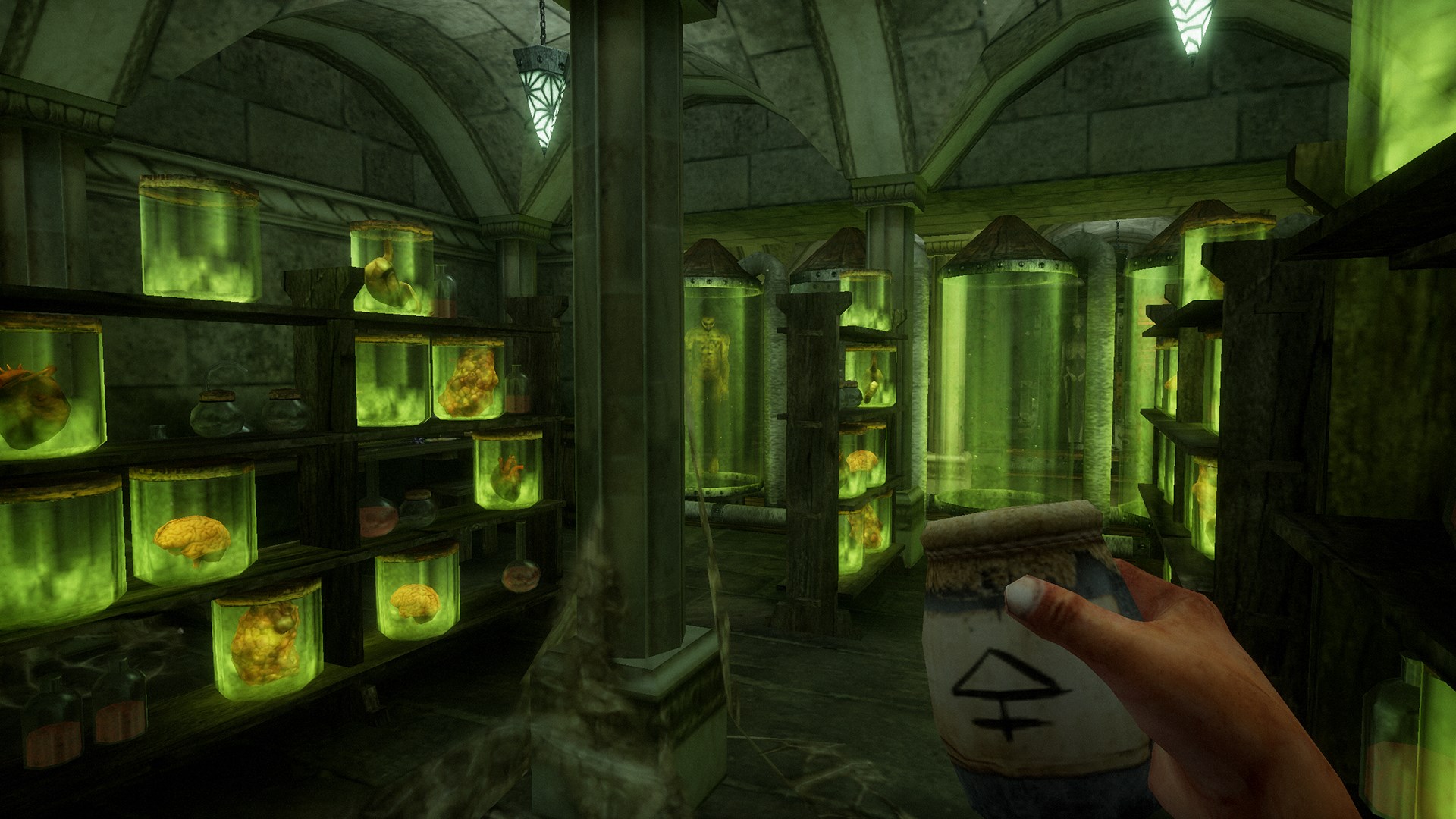 面對塔中的未知生物