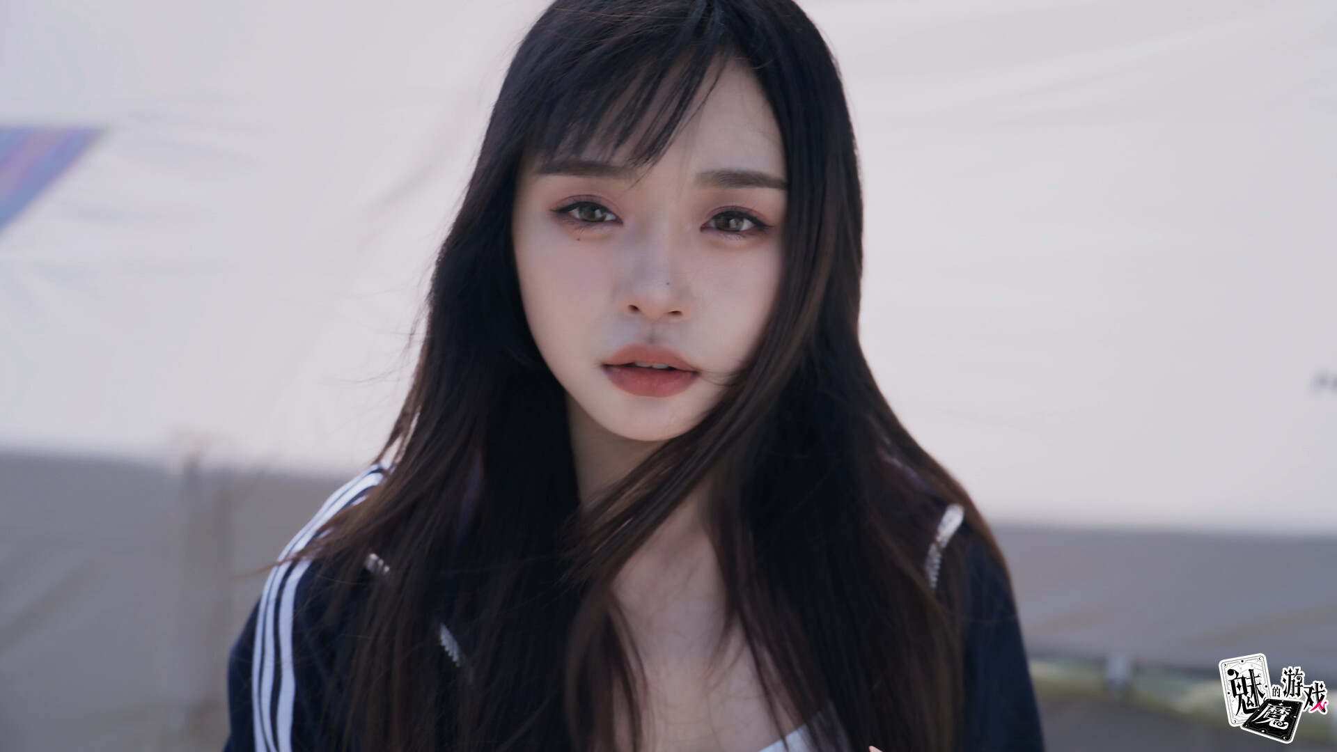 戀愛模擬+奇幻懸疑真人互動新作！職場戀愛遊戲《魅魔的遊戲》Steam極度好評，12種結局挑戰你的靈魂選擇