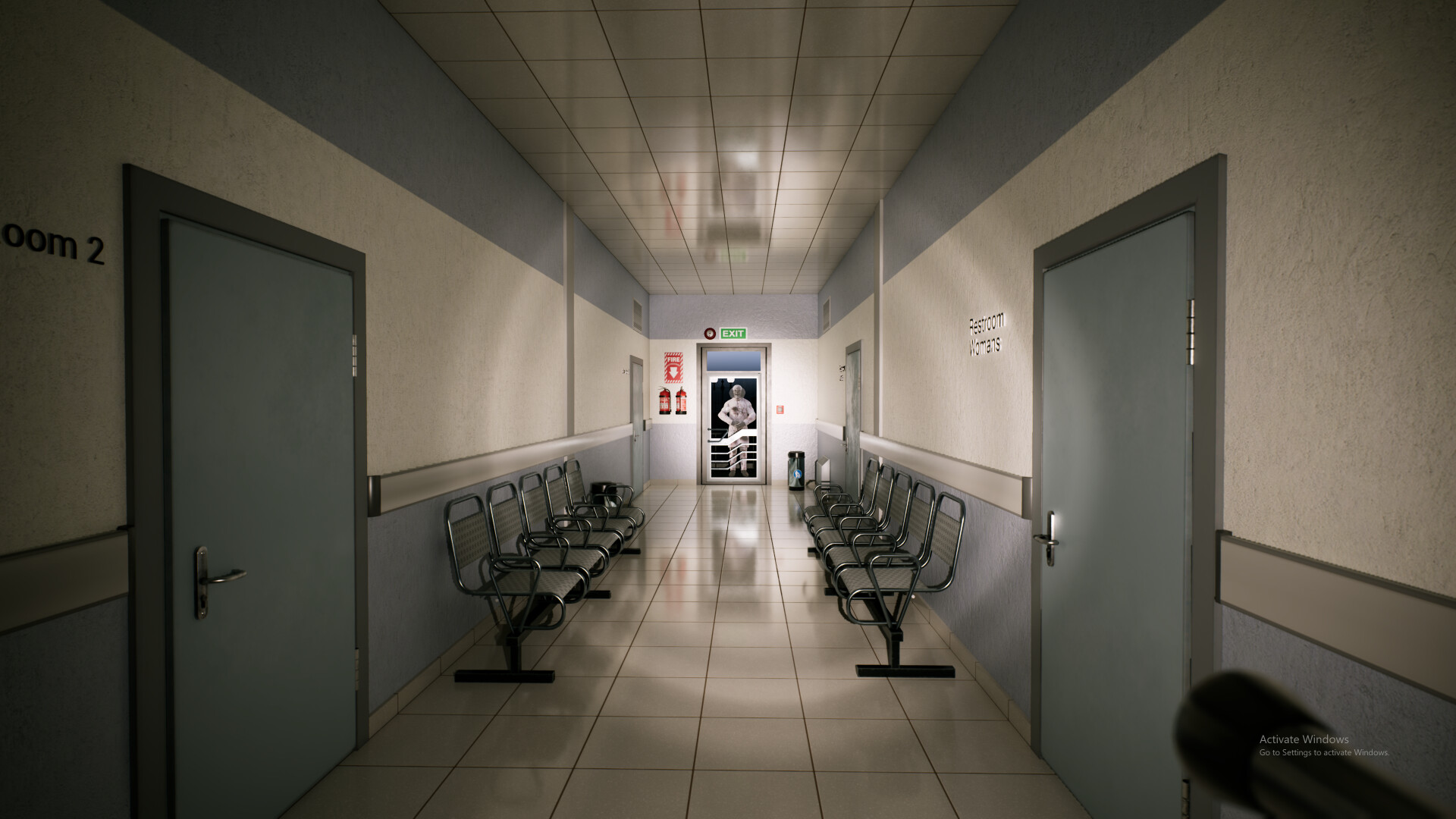 遊戲場景截圖,昏暗的醫院走廊充滿了壓迫感