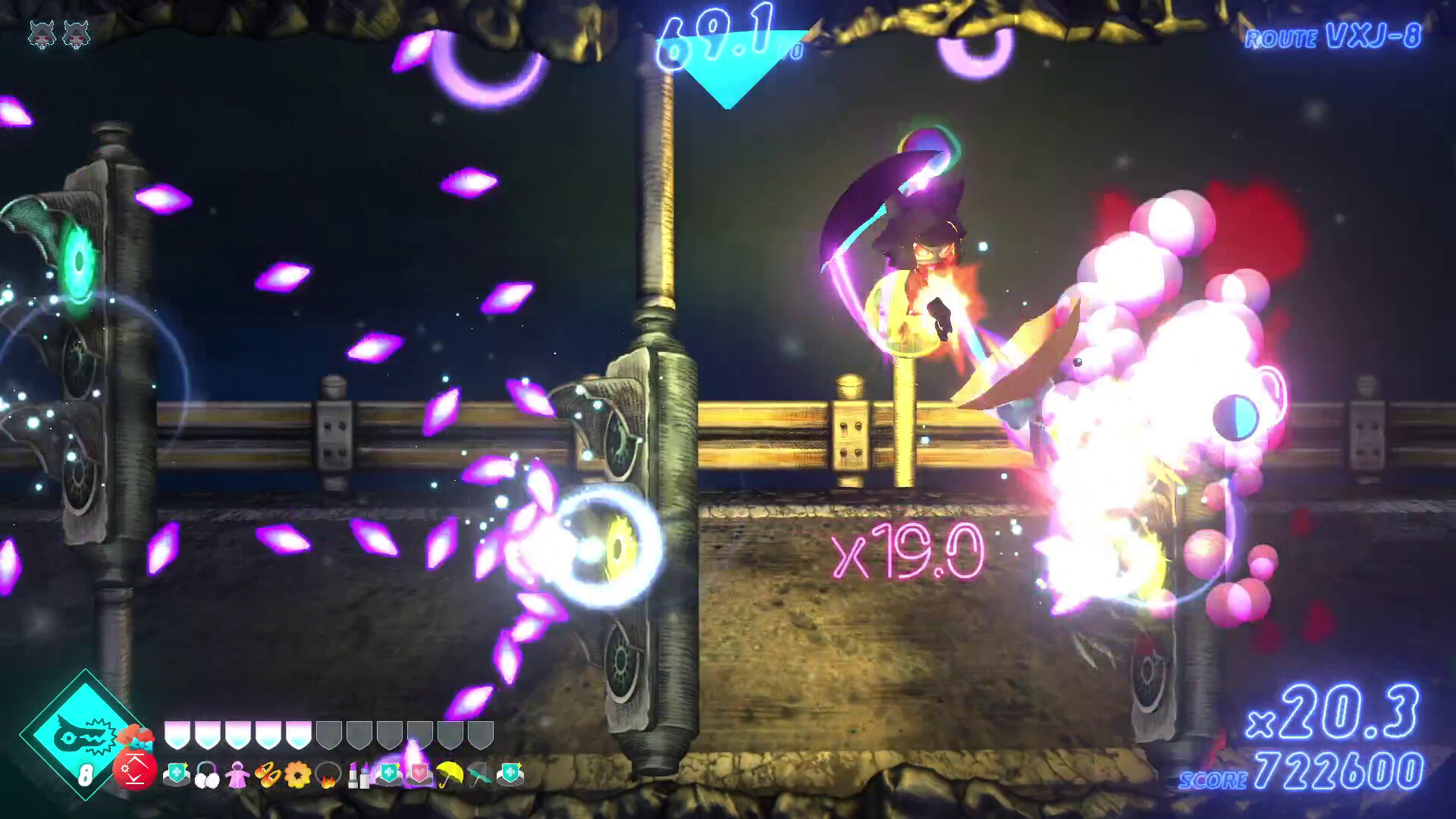 與巨大BOSS戰鬥的畫面，充滿了彈幕與壓迫感