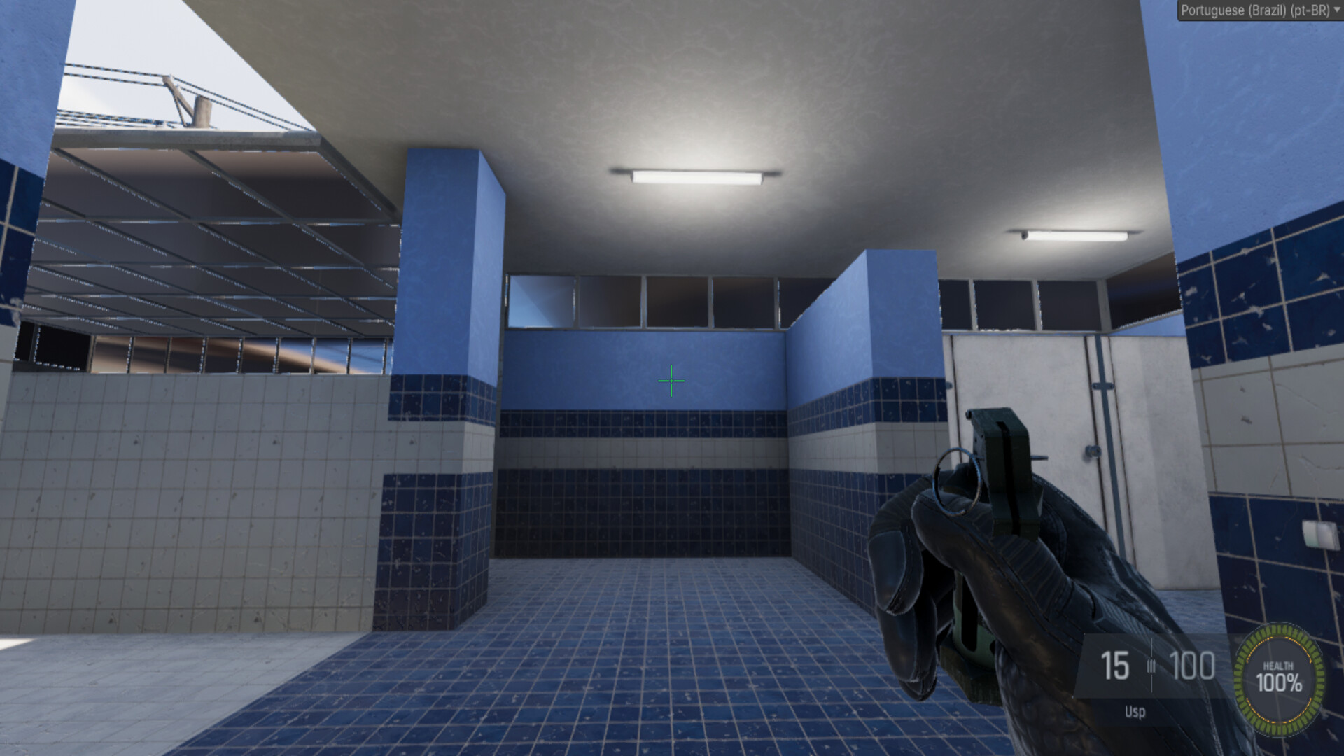 室內戰鬥場景，光影效果突出