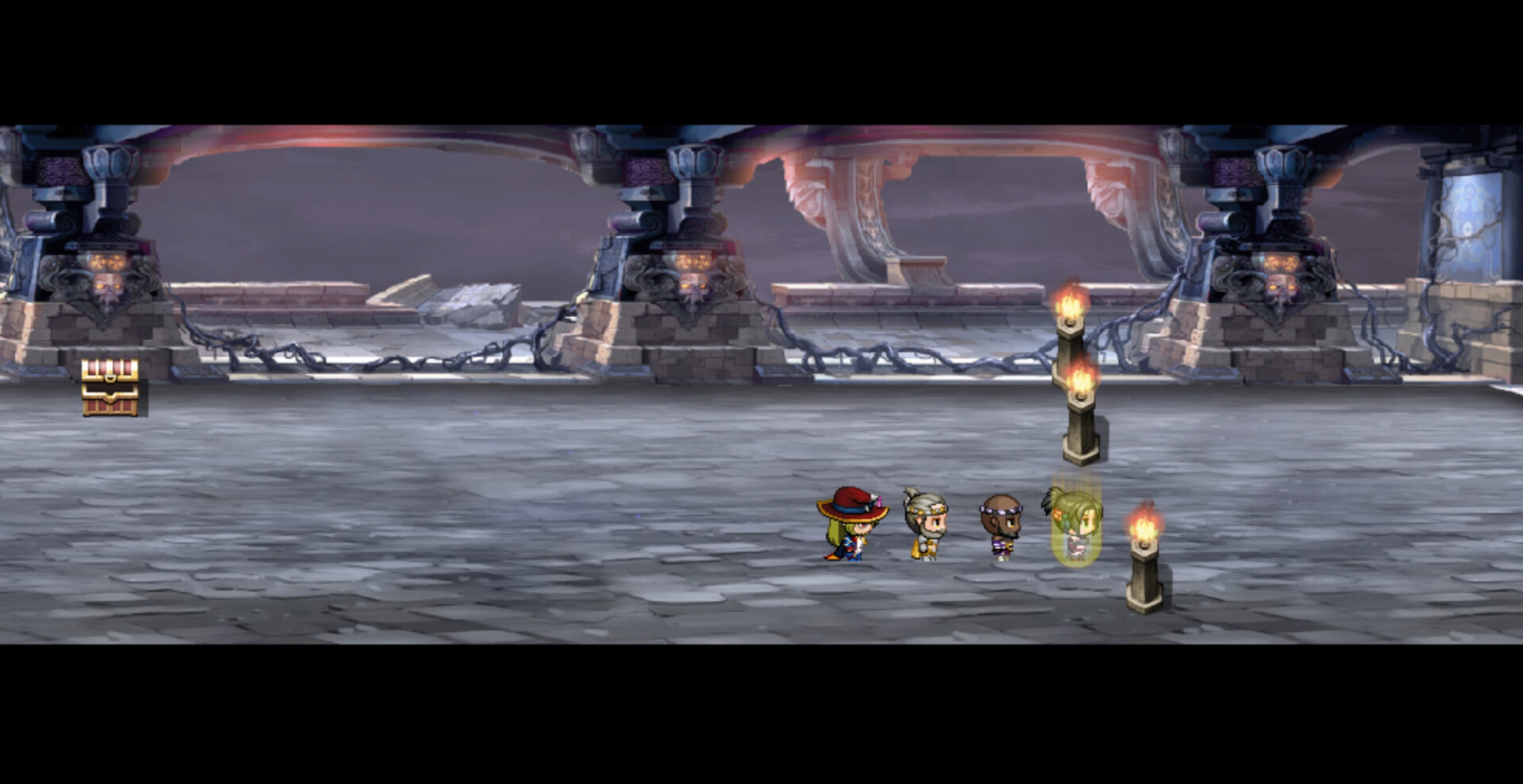 角色狀態介面，顯示了詳細的數值、裝備欄位以及像素風格的角色立繪。