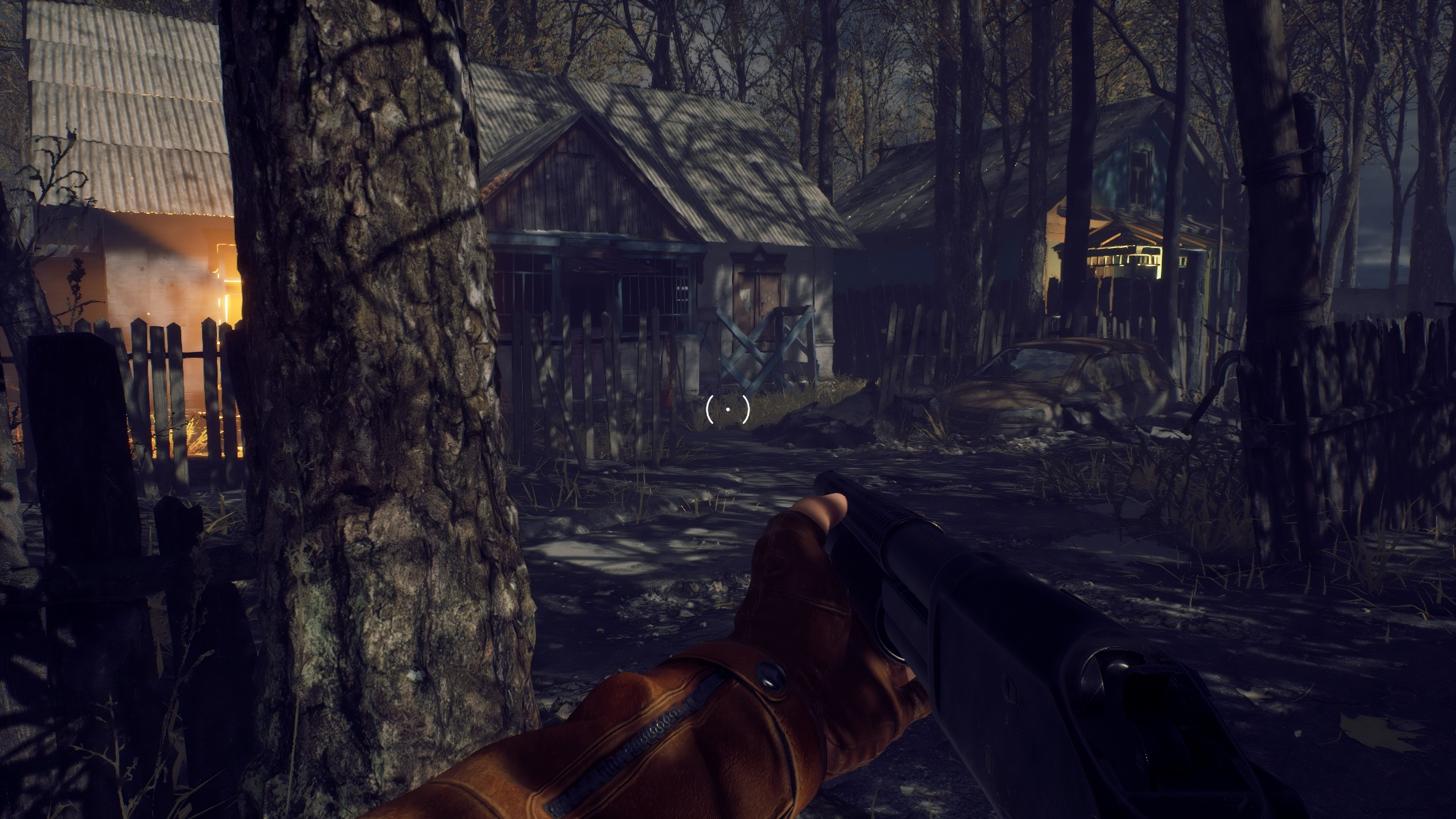 遊戲中的戰鬥與探索畫面