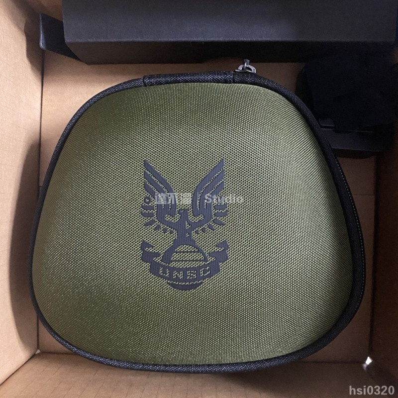 Xbox 玩家必備!這款 2026 年最硬派的《光環》限量版手把收納包,連精英手柄都能完美防護