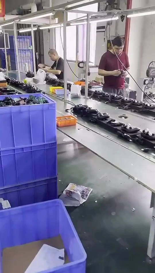 Xbox 玩家必看！2026 高 CP 值經典復刻有線手把，百元入手 PC Steam 零延遲震撼體驗