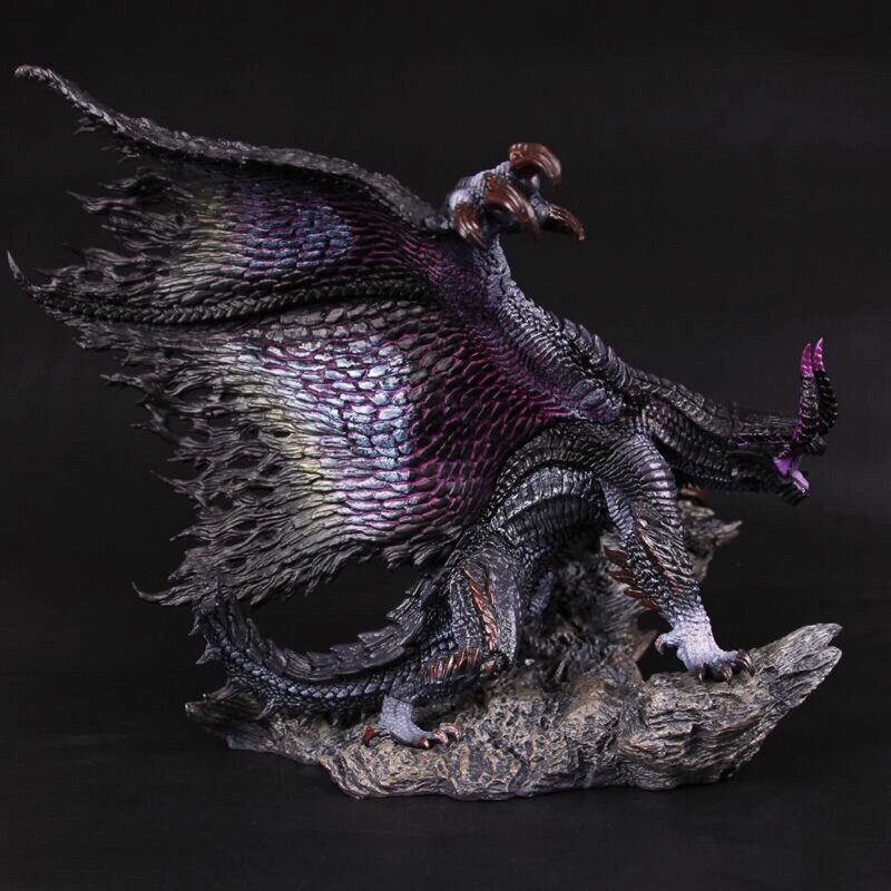 黑蝕龍背部鱗片細節特寫