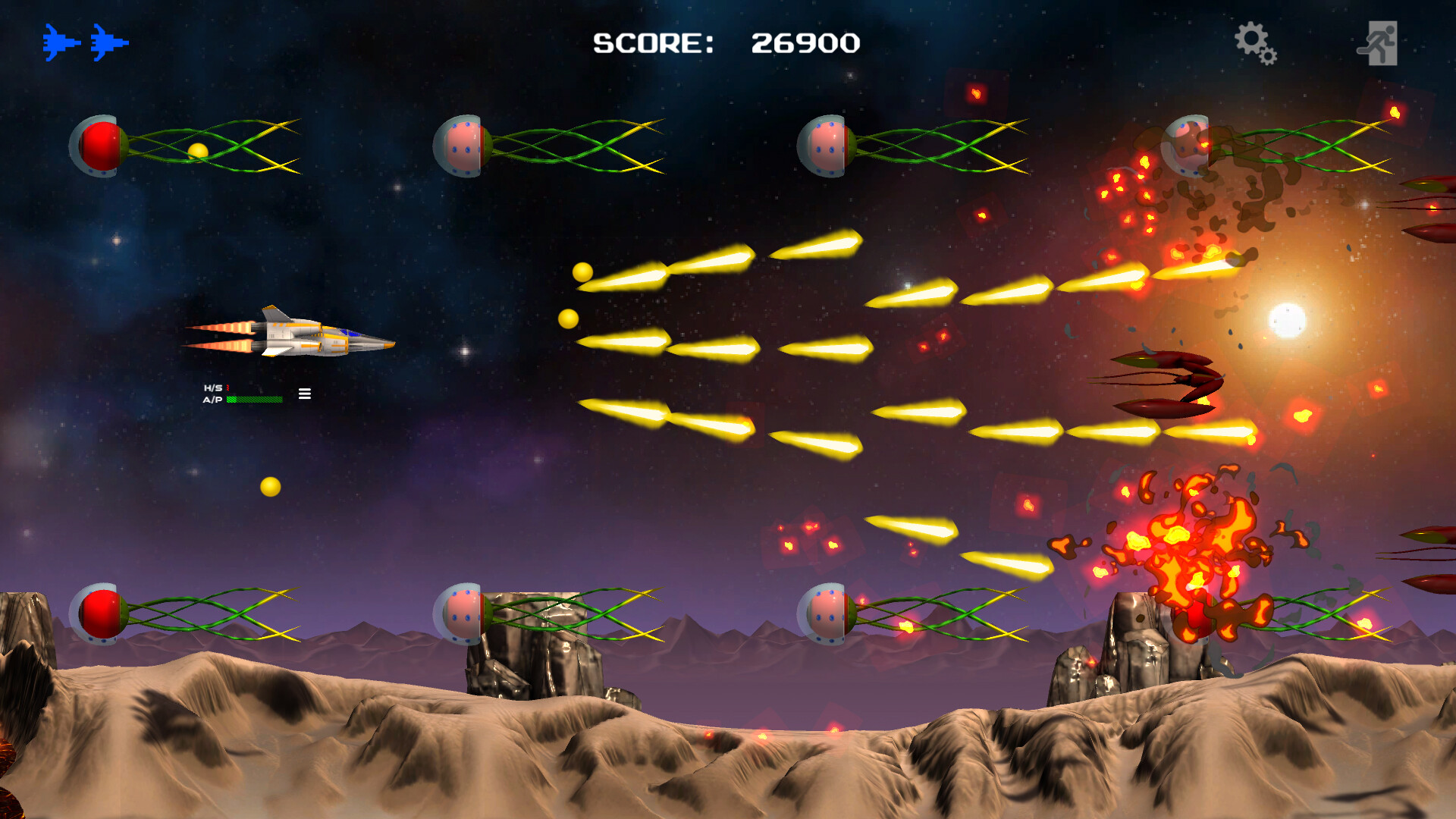 遊戲戰鬥畫面展示,呈現激烈的太空交戰