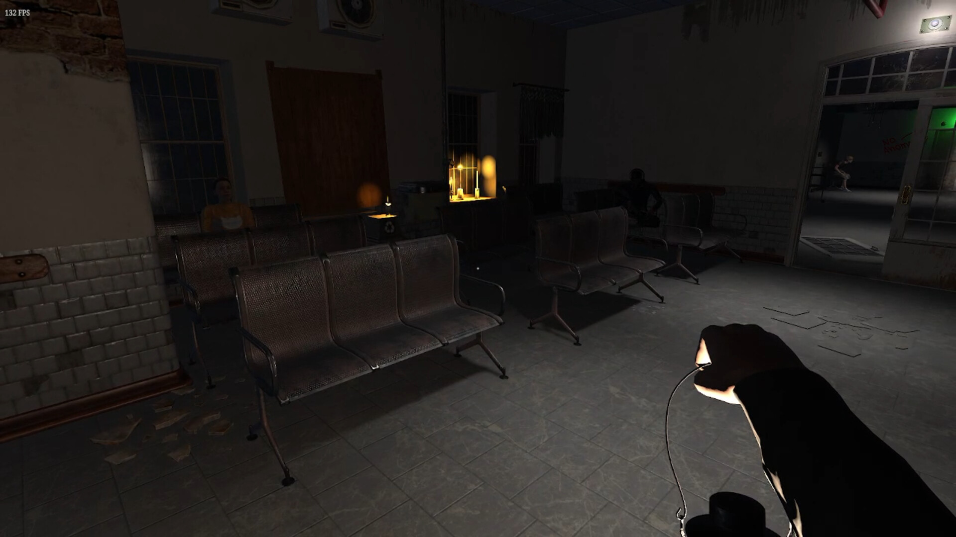 Neurosis 遊戲截圖：詭異的紅光場景