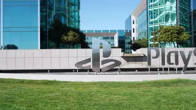 PS Portal 30週年特別紀念版外觀