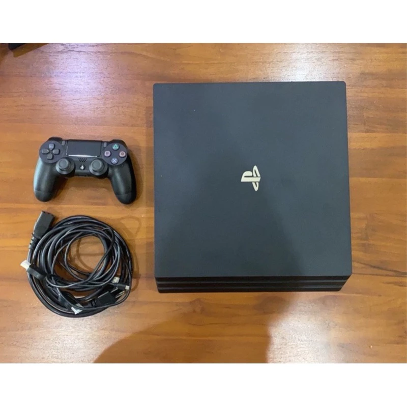 PS4 Pro 多層設計特寫