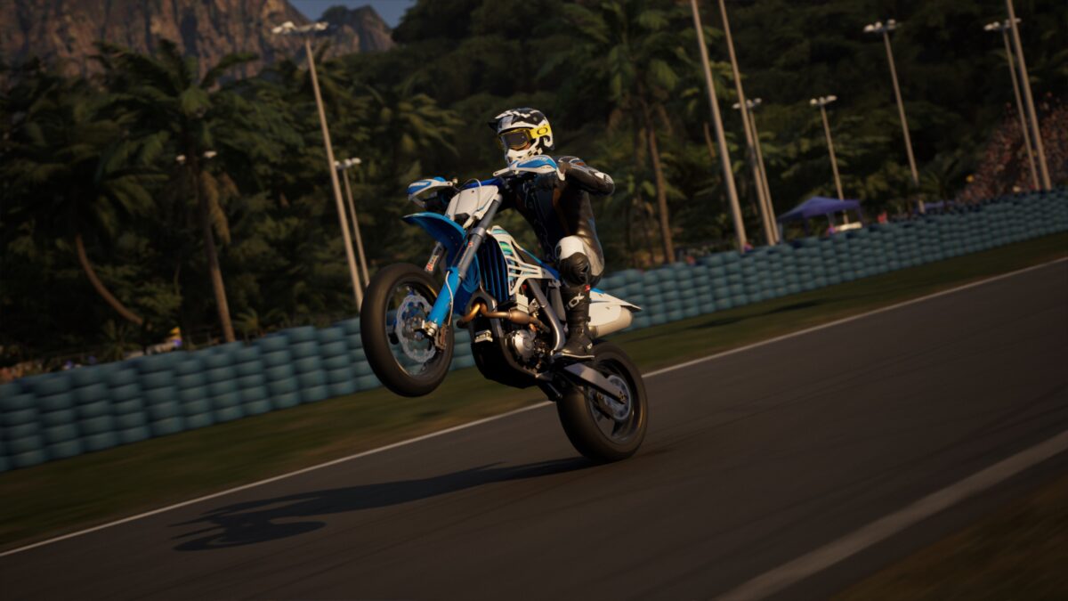 RIDE 6 駕駛艙視角