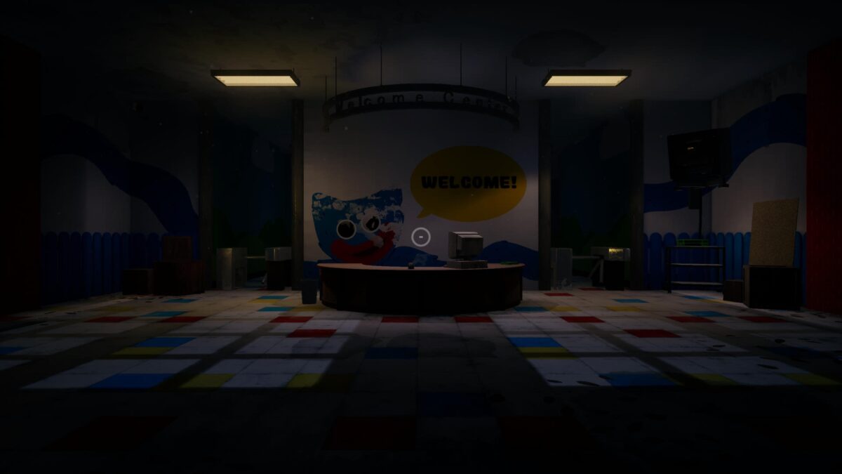 空蕩而陰森的工廠長廊