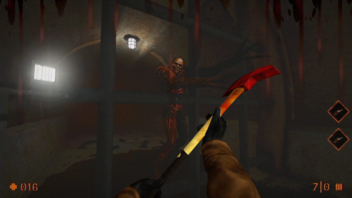 設施內昏暗的燈光與血跡