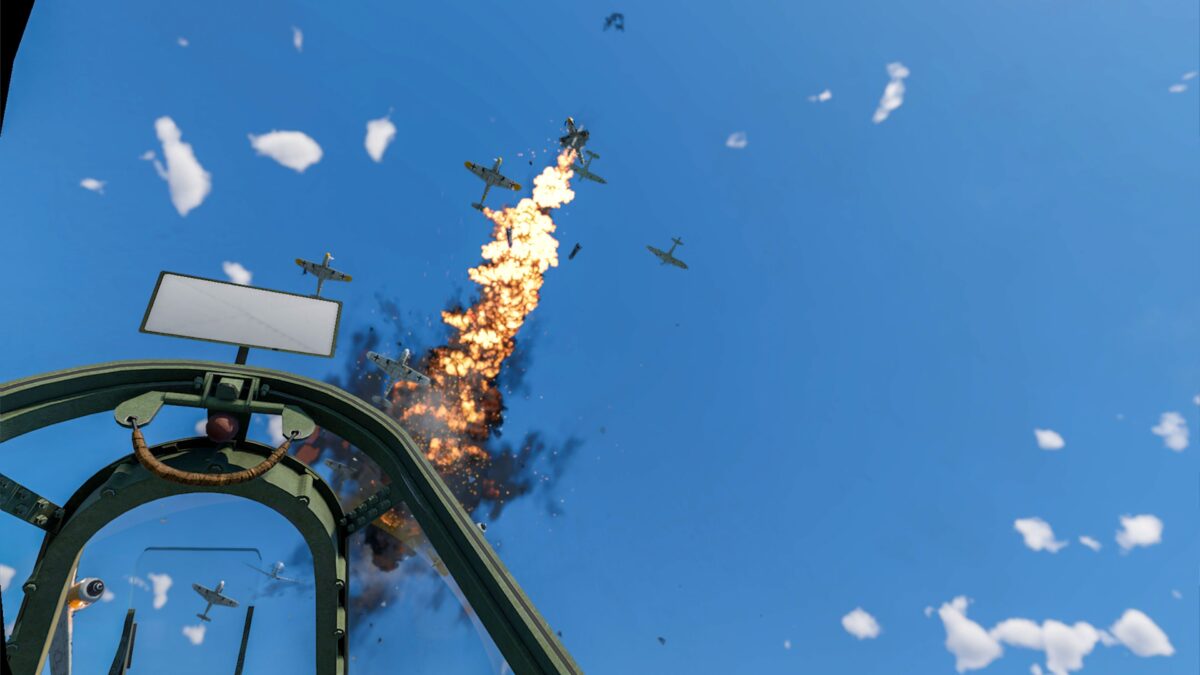 美系 P-51 戰機在雲端穿梭