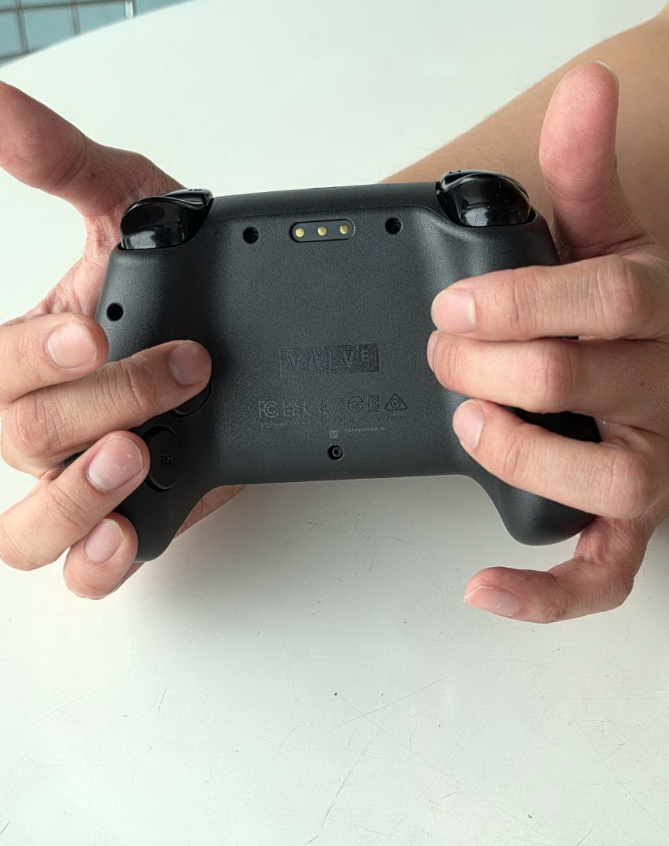 Steam 控制器搭配 Steam Deck 使用